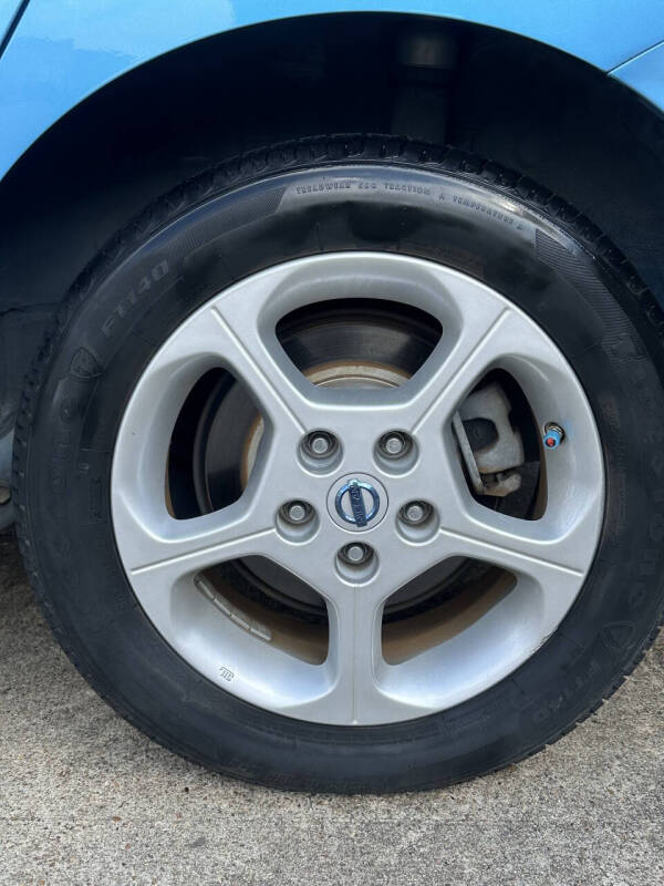 2012 Nissan LEAF SL