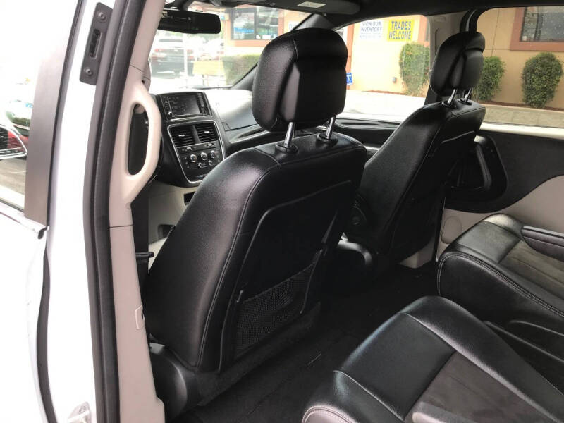 2020 Dodge Grand Caravan SXT