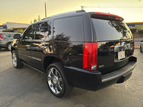 2010 Cadillac Escalade Premium