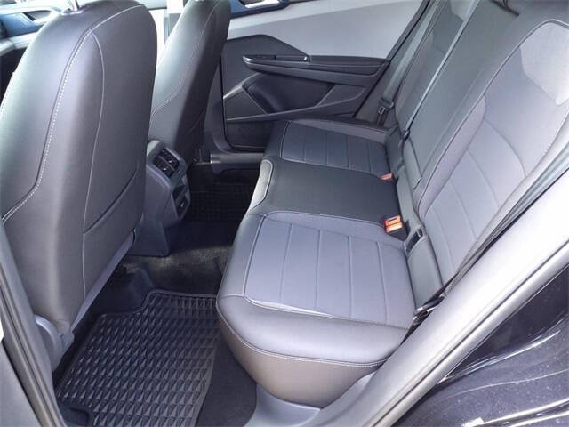 2024 Volkswagen Taos SE