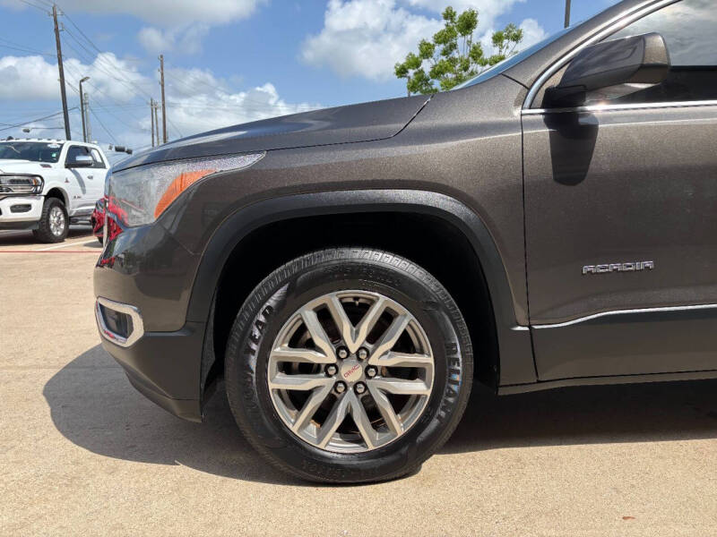 2019 GMC Acadia SLE-2