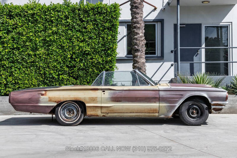 1965 Ford Thunderbird