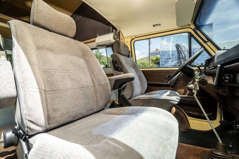 1982 Volkswagen Vanagon Camper