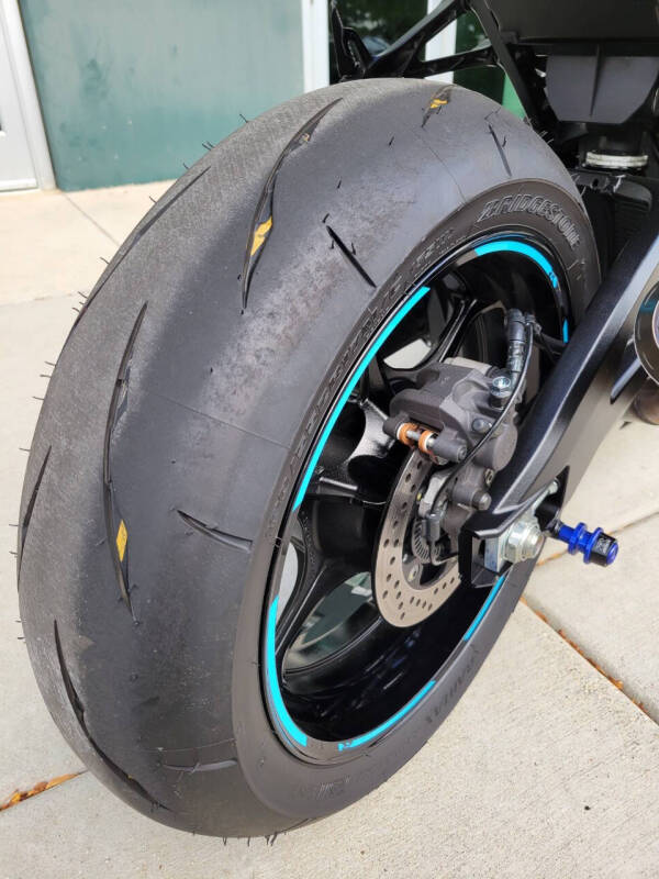 2025 Suzuki GSXR 1000 ABS