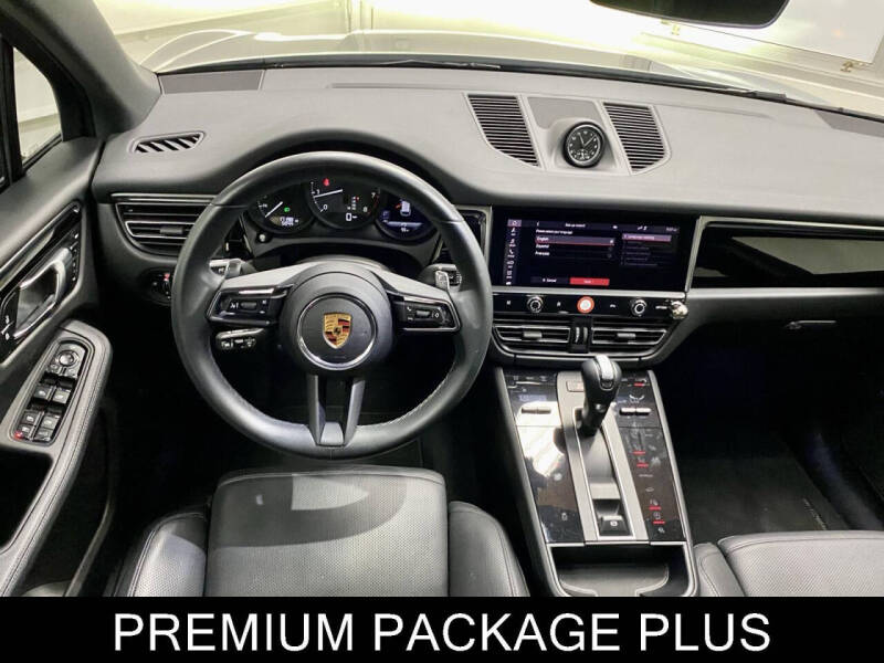 2022 Porsche Macan