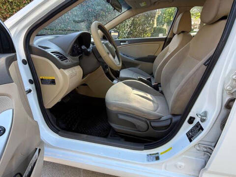2014 Hyundai Accent GLS
