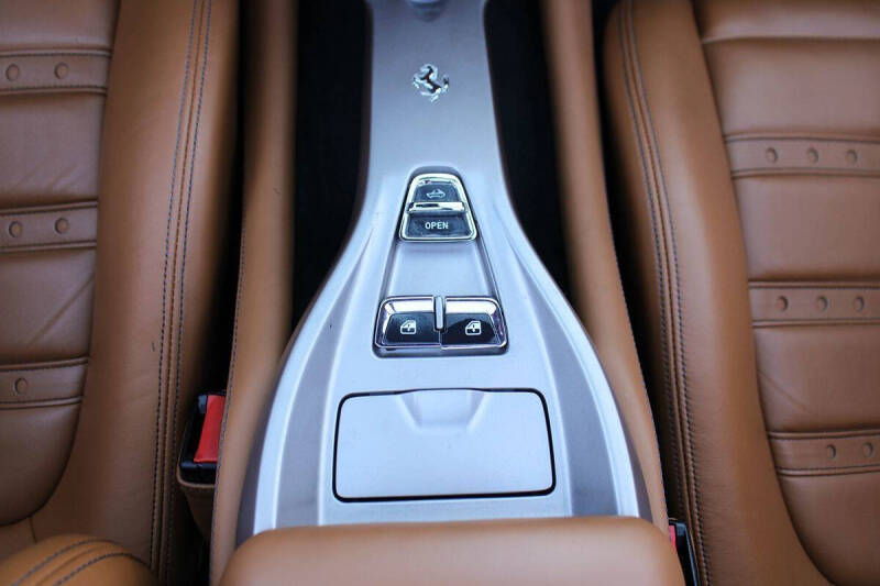2012 Ferrari California