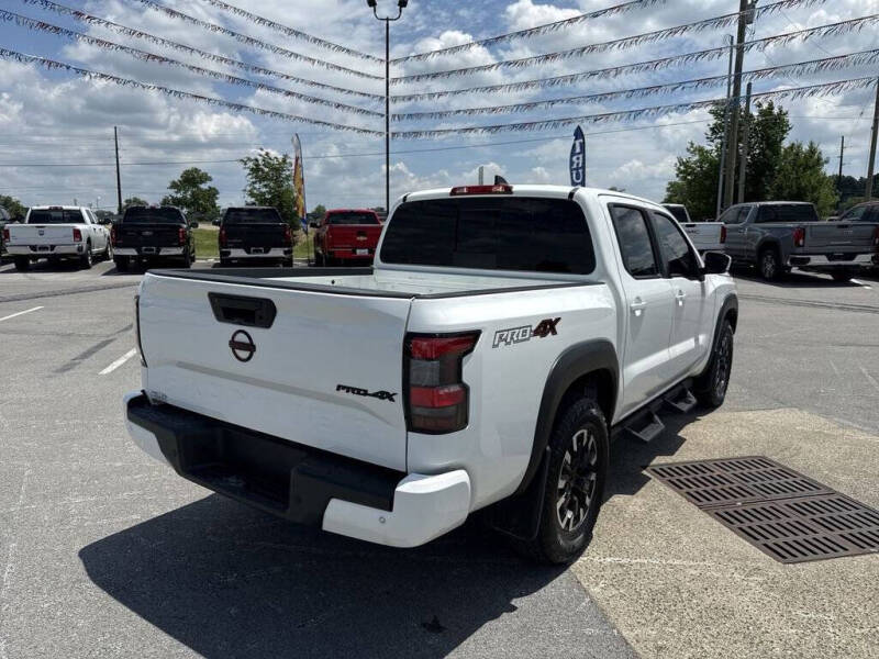 2024 Nissan Frontier