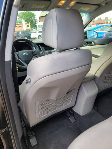 2017 Hyundai Tucson SE