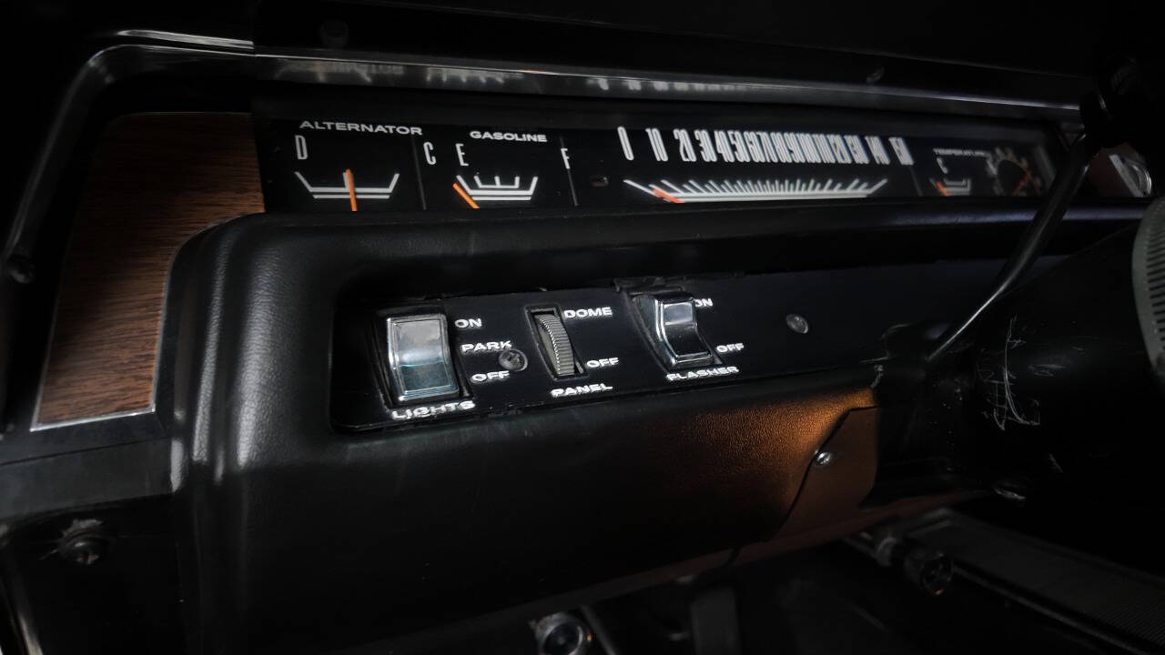 1968 Plymouth GTX 35