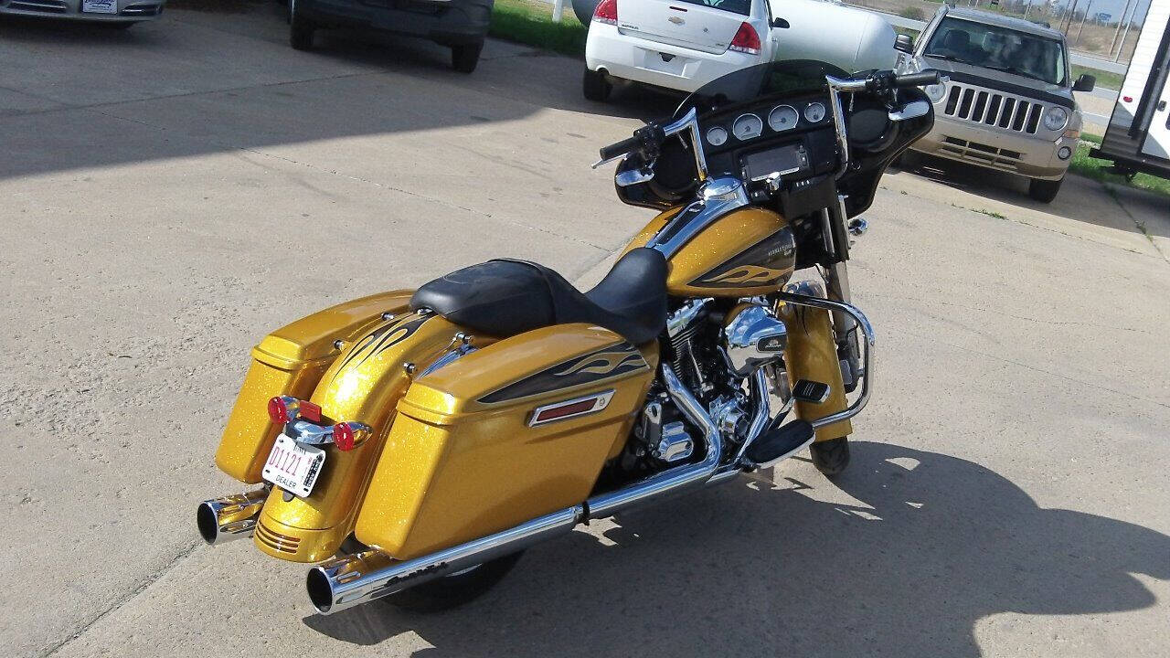 2016 Harley-Davidson FLHXS Street Glide