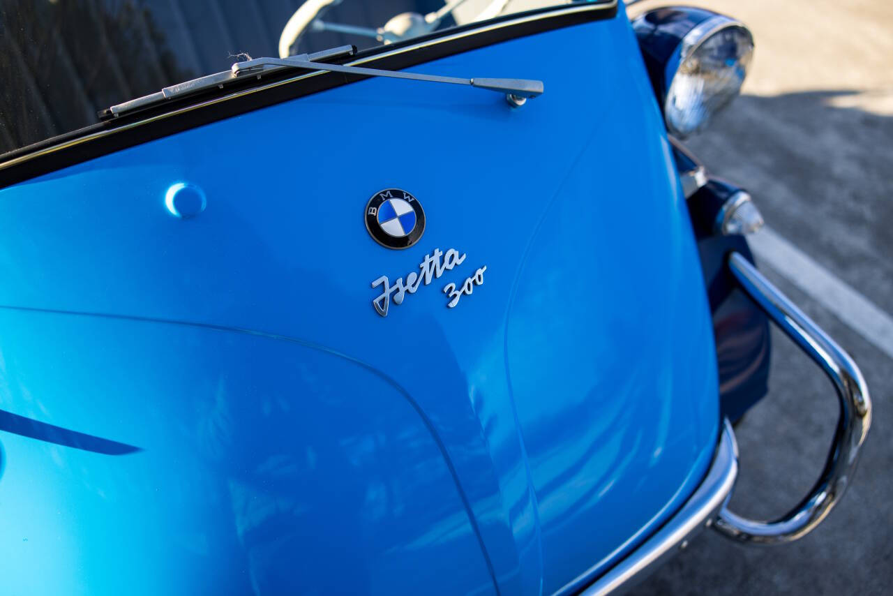 1957 BMW Isetta 12