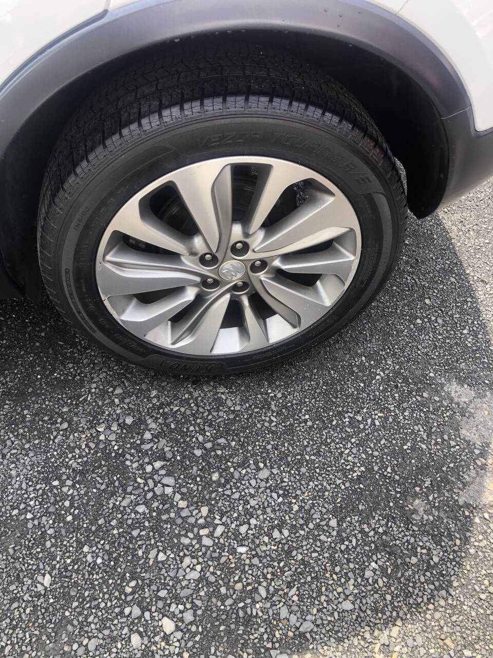 White 2017 Buick Encore Preferred Preferred 4dr Crossover 15
