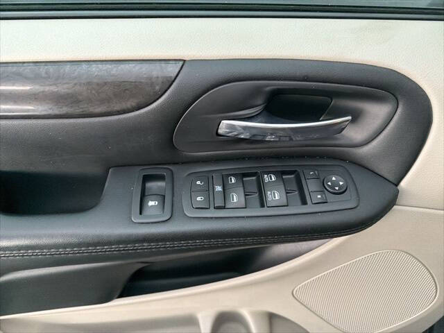 2017 Dodge Grand Caravan SE