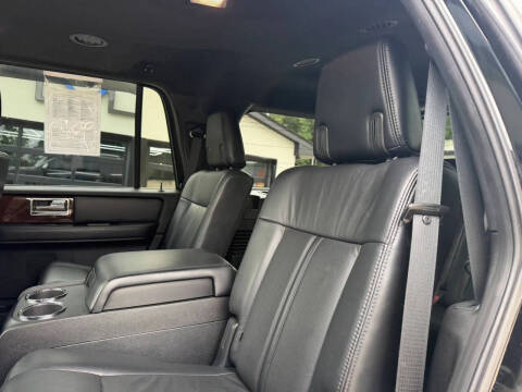 2016 Lincoln Navigator Select
