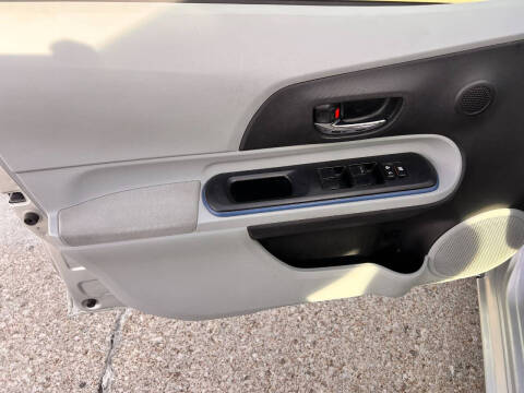 2012 Toyota Prius c Two