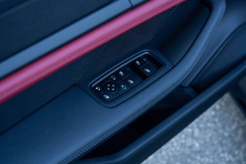 2026 Porsche Taycan GTS