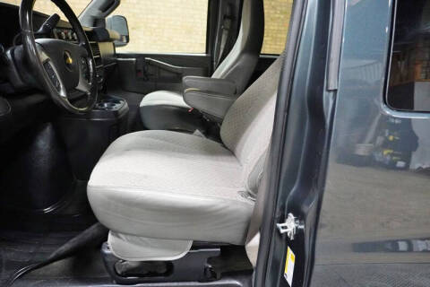 2017 Chevrolet Express LT 3500