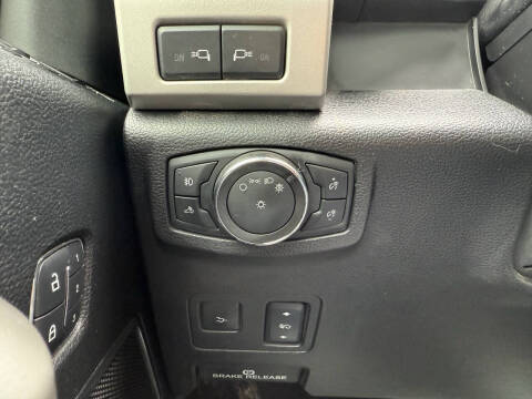 2017 Ford F-350 Super Duty Lariat