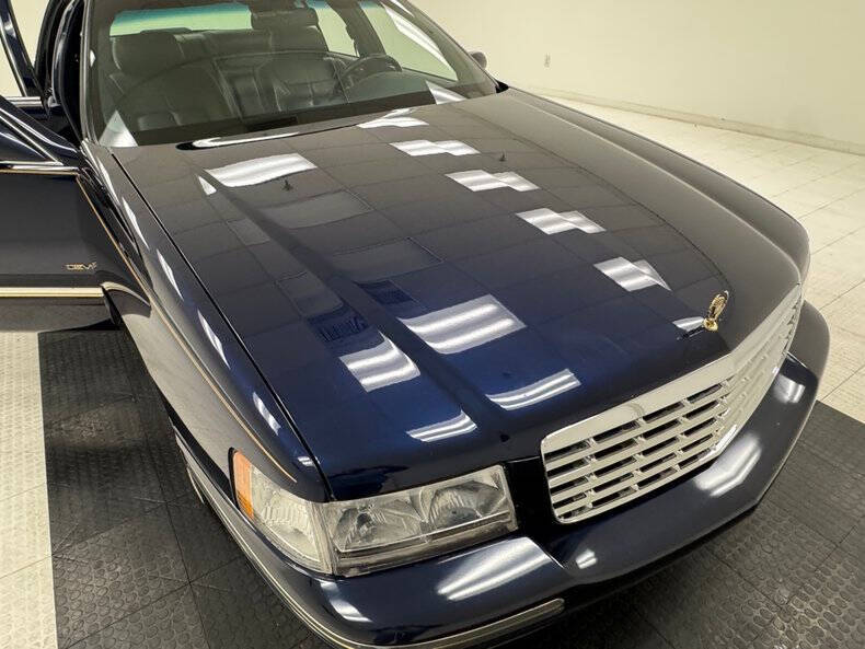 1997 Cadillac DeVille D'elegance