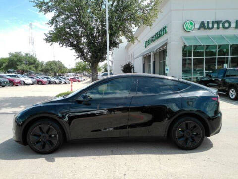 2025 Tesla Model Y Long Range