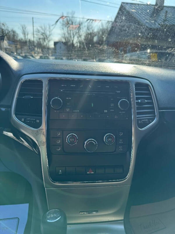 2011 Jeep Grand Cherokee Laredo