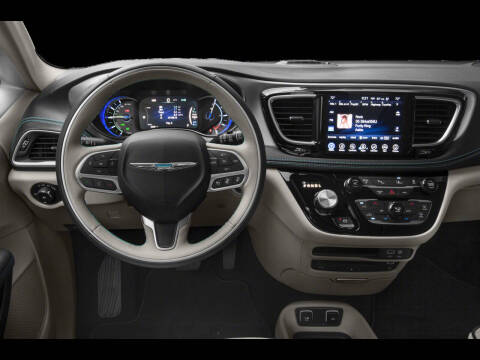 2017 Chrysler Pacifica Hybrid Platinum