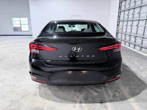 2019 Hyundai Elantra