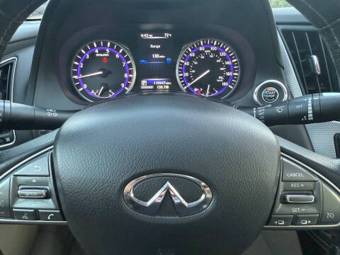 2015 Infiniti Q50 Premium