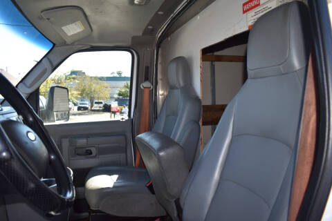 2014 Ford E-Series E-350 SD