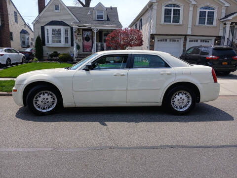 2005 Chrysler 300