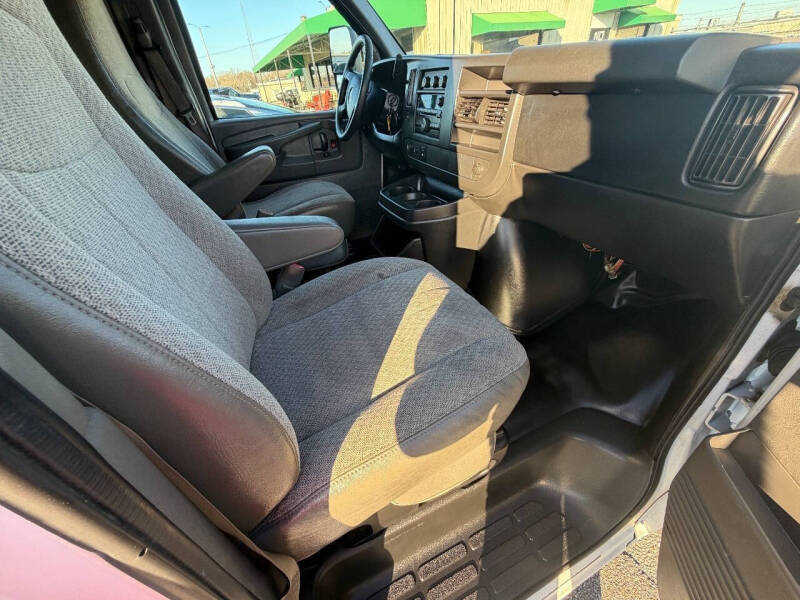 2014 GMC Savana 3500