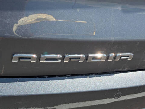 2022 GMC Acadia Denali