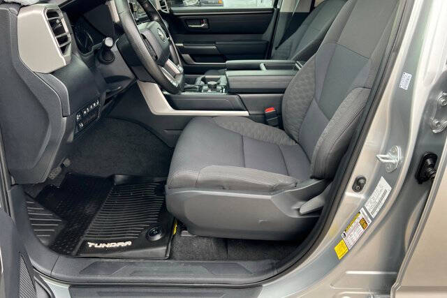 2022 Toyota Tundra SR5