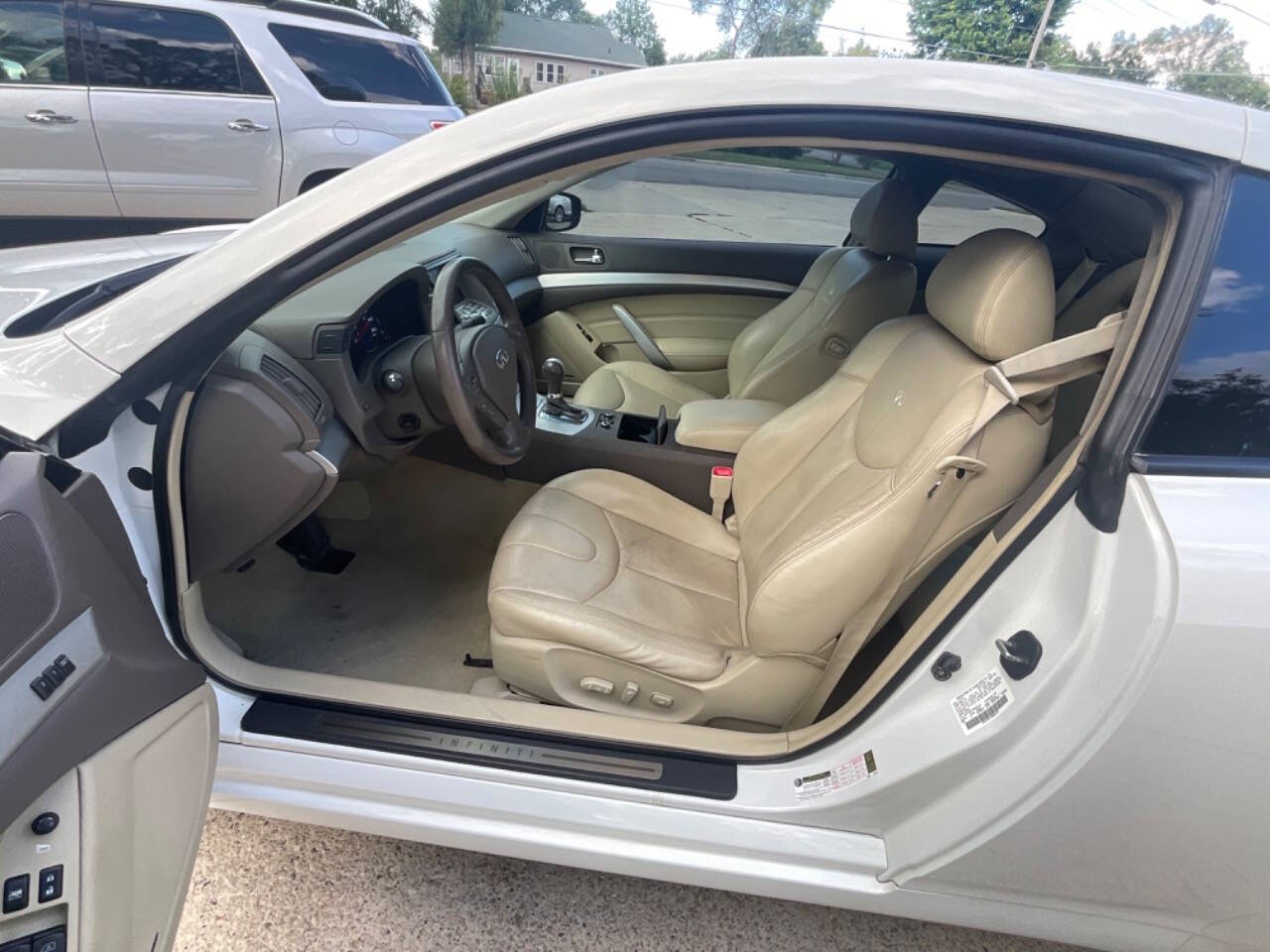 2009 INFINITI G37 Coupe for sale at Auto Connection in Waterloo, IA