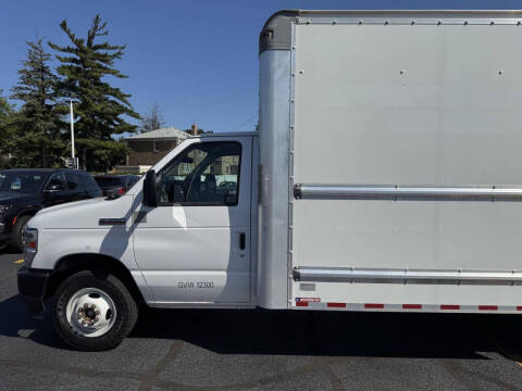 2022 Ford E-Series
