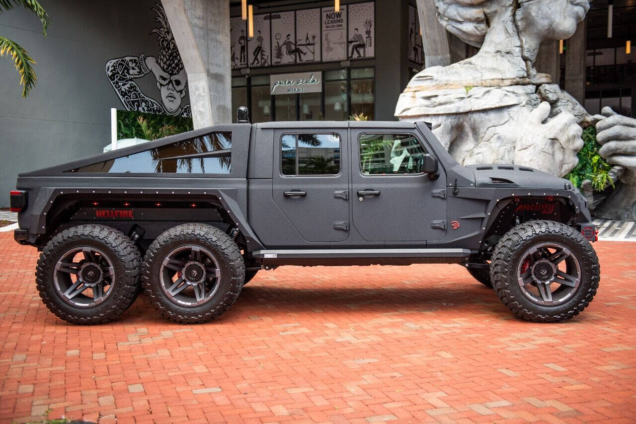 2023 JEEP Gladiator Pickup - $169,999
