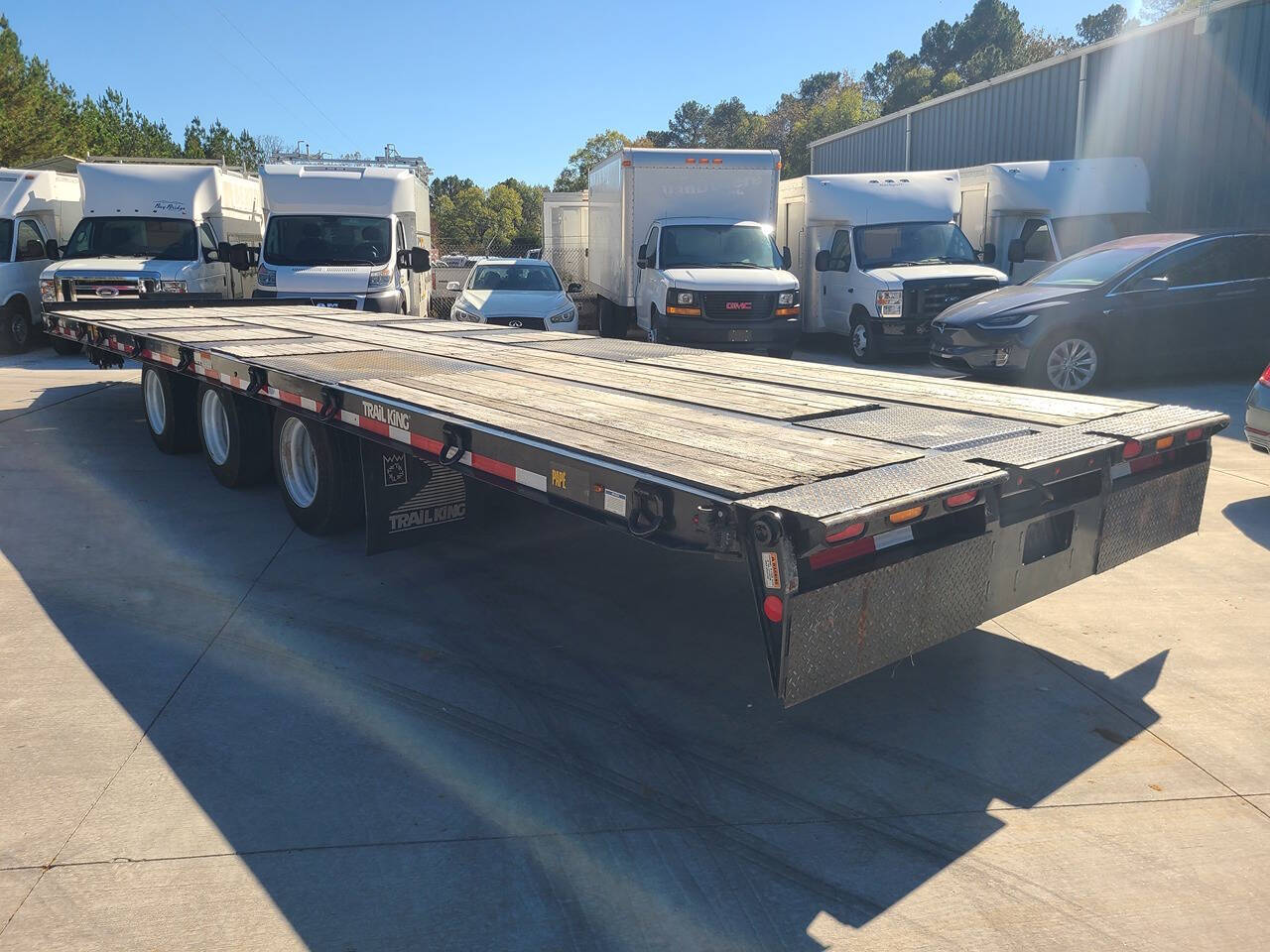 2023 TRAIL KING TKT50 LP EQUIPMENT TRAILER for sale at PAKK AUTOMOTIVE in Peachland, NC