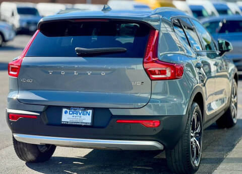 2023 Volvo XC40 B5 Core