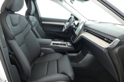 2025 Volvo EX90 Twin Plus 7P