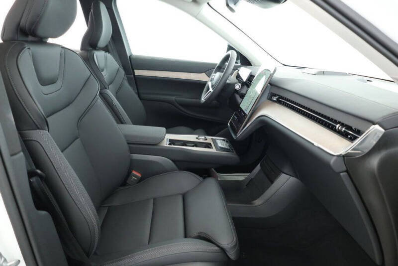 2025 Volvo EX90 Twin Plus 7P