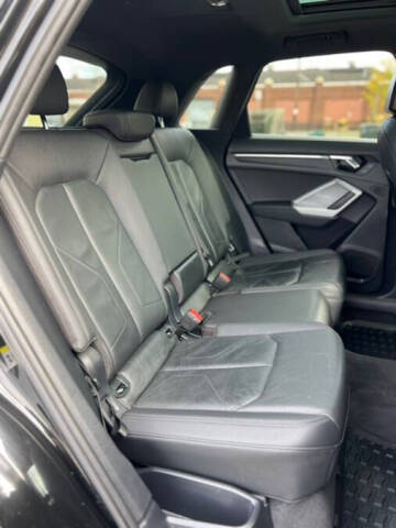 2021 Audi Q3 quattro S line Premium 45 TFSI