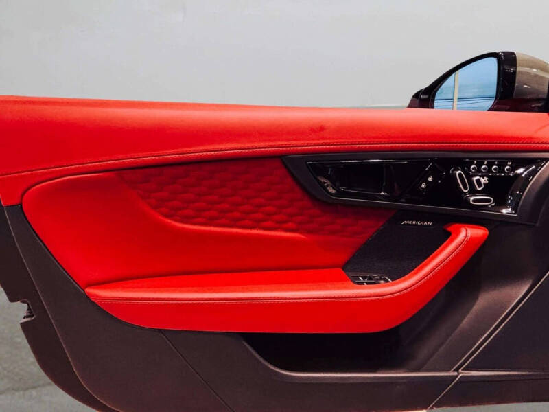 2024 Jaguar F-TYPE P575 R75