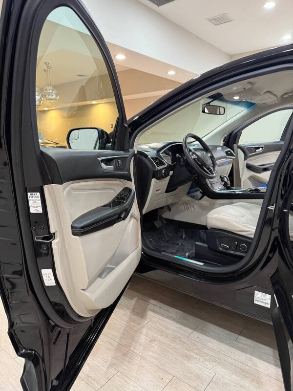 2016 Ford Edge Titanium