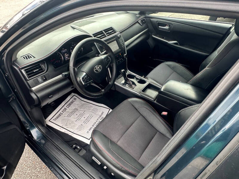 2017 Toyota Camry LE