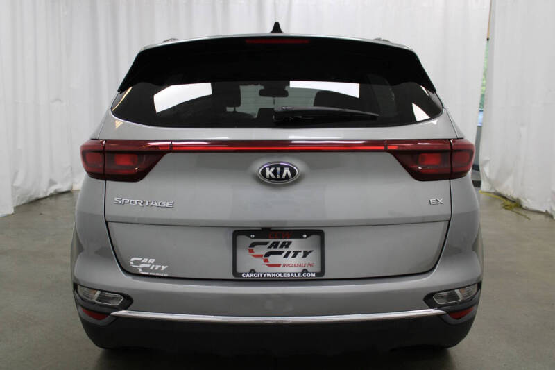 2022 Kia Sportage EX