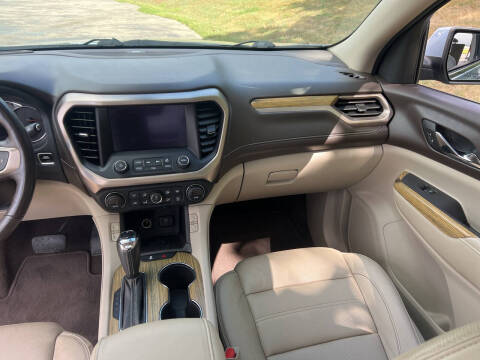 2017 GMC Acadia Denali