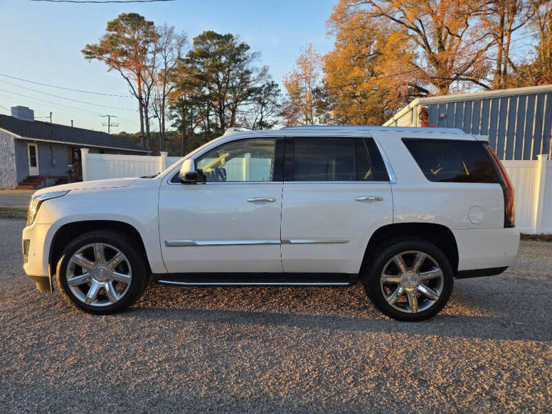 2018 Cadillac Escalade Luxury