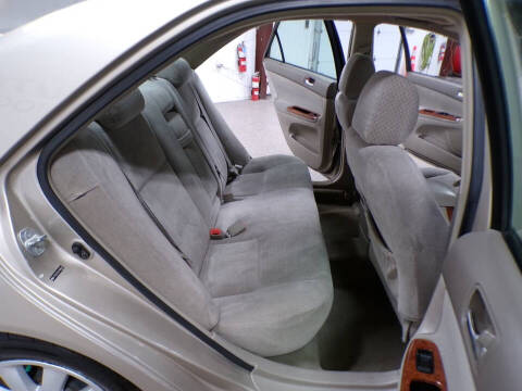 2004 Toyota Camry XLE