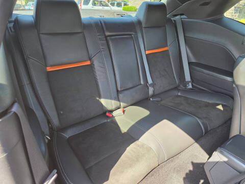 2011 Dodge Challenger SRT8 392